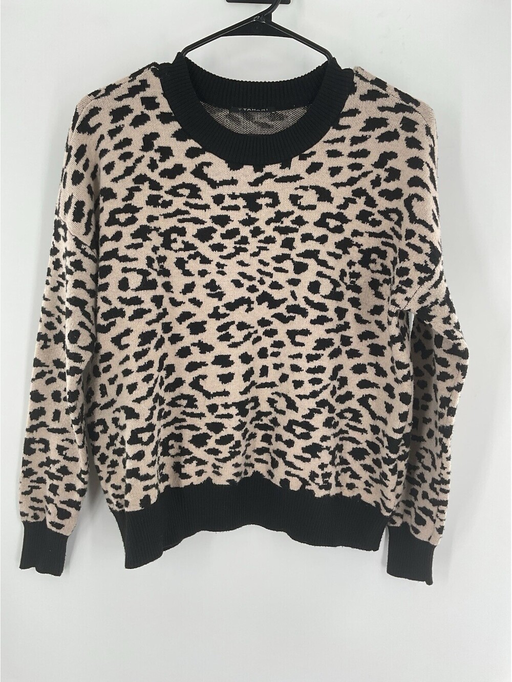T Tahari Women’s Size Large Leopard Print Sweater Tight Knit 135